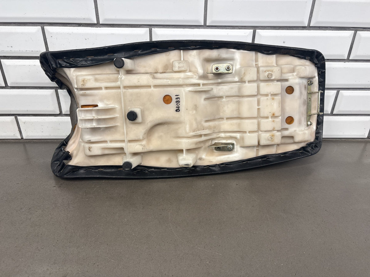 1990-1993 Kawasaki Ninja ZX11 Seat Assembly OEM 53001-1596-MA