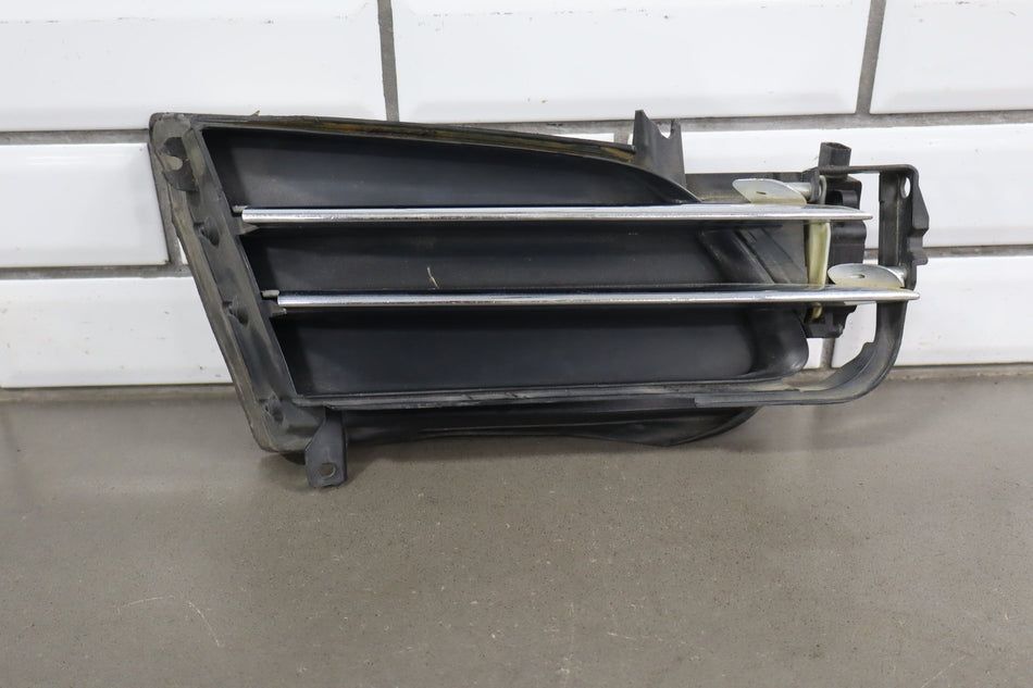 12-15 Model S MS Front Right Bumper Active Louvre Shutter Grille 1007269-00-E