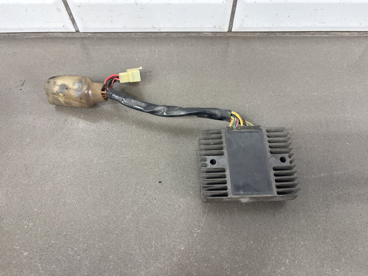 2002 Honda Interceptor 800 VFR800 Regulator Rectifier Corroded Connector OEM