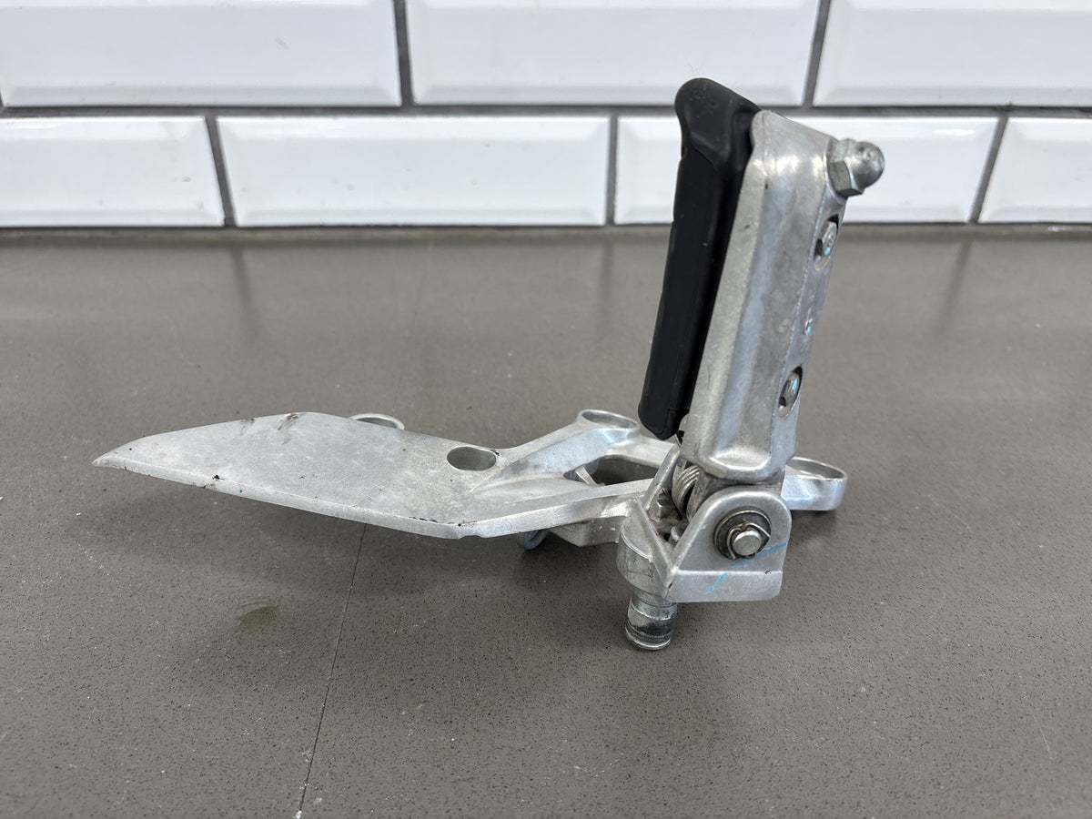 2017-2019 Honda CBR300R Front Rider Foot Pegs with Brackets Pair OEM
