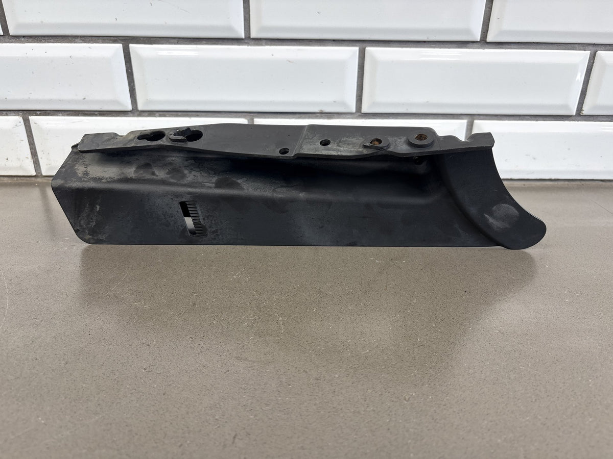 Lower Belt Guard Debris Deflector - Harley Touring FLHR FLHT FLTR 2002-2004