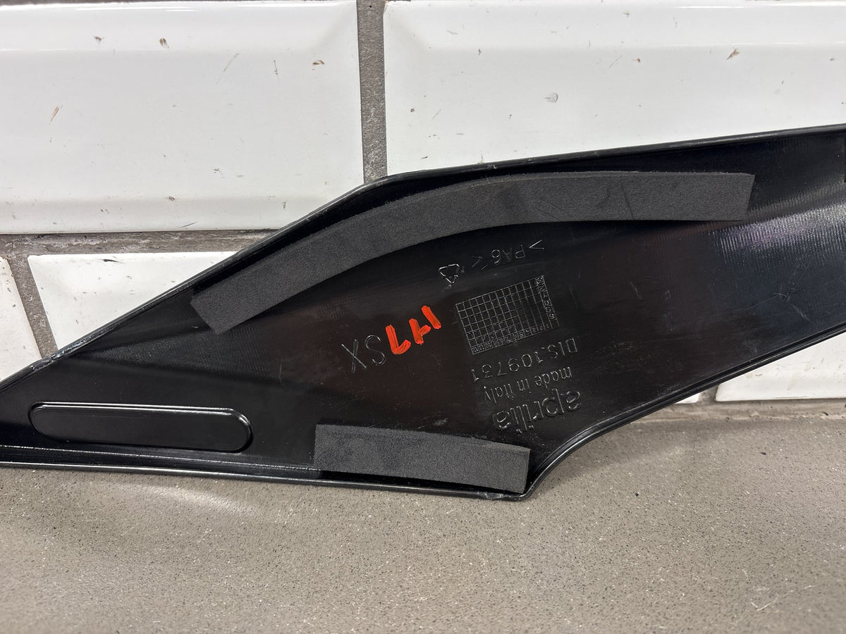 2009 Aprilia RSV 1000 R RSV1000R Left Tank Side Fairing Cover Black OEM