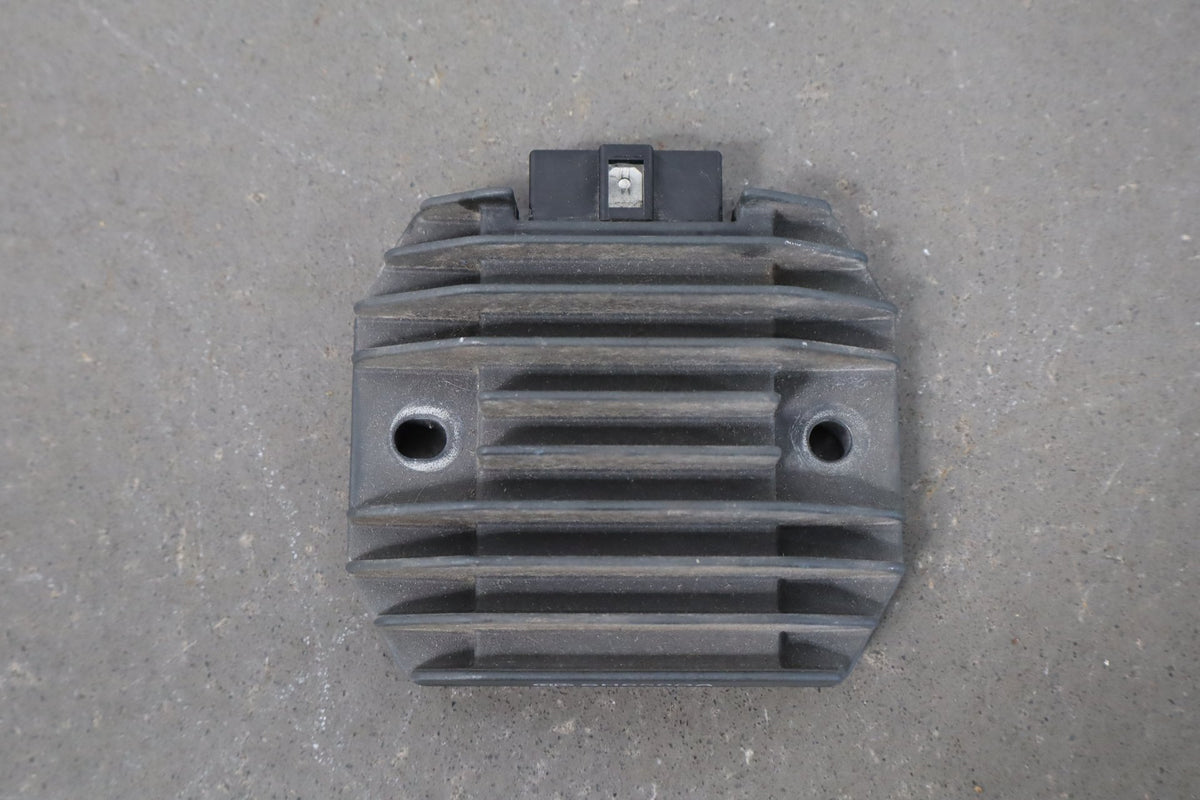 2008 Kawasaki Ninja 250R Voltage Regulator Rectifier OEM