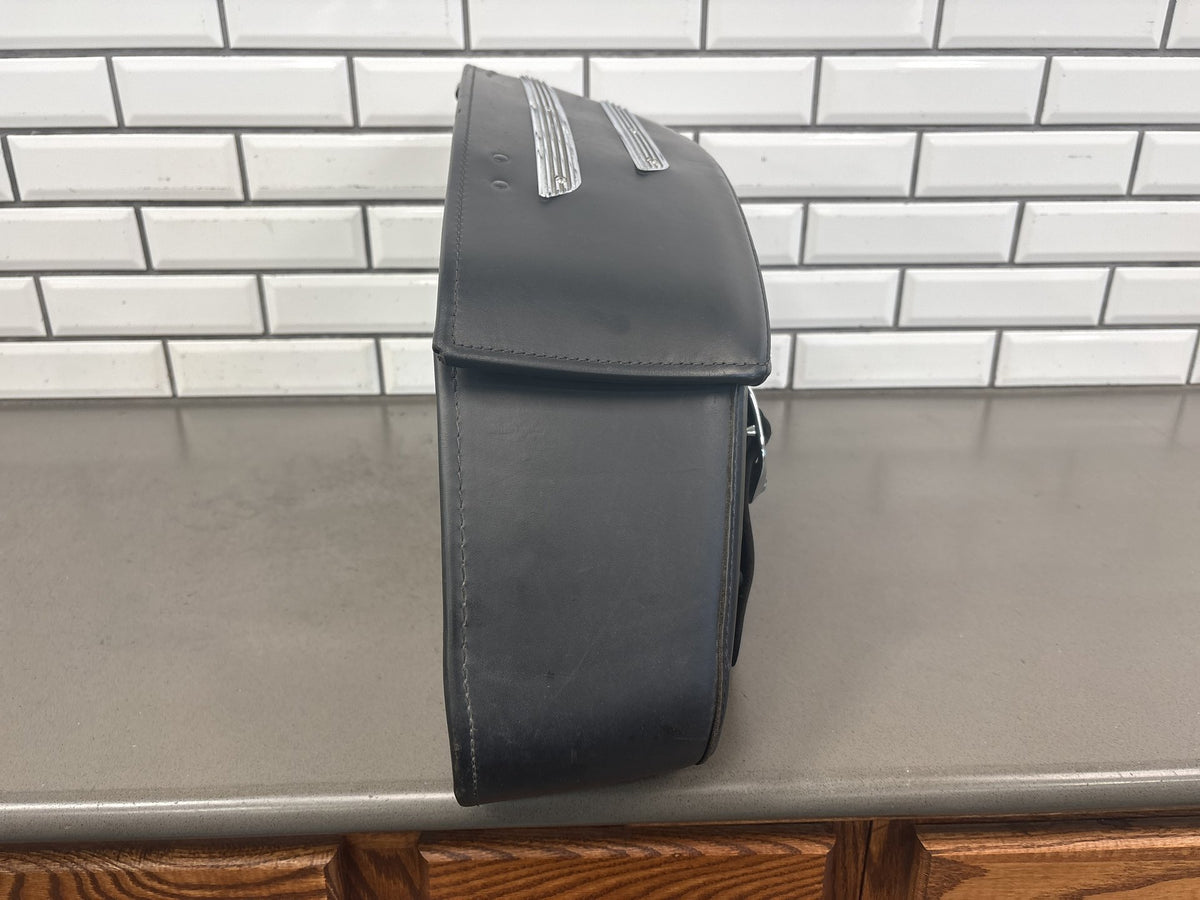1999-2006 Harley Road King FLHRCI Saddlebags Pair Black Leather OEM 91139-98C