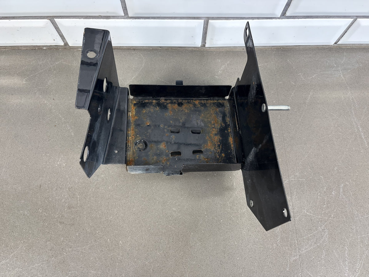 2002-2006 Harley Road King FLHR FLHRI FLHRCI Battery Tray OEM 66281-02A