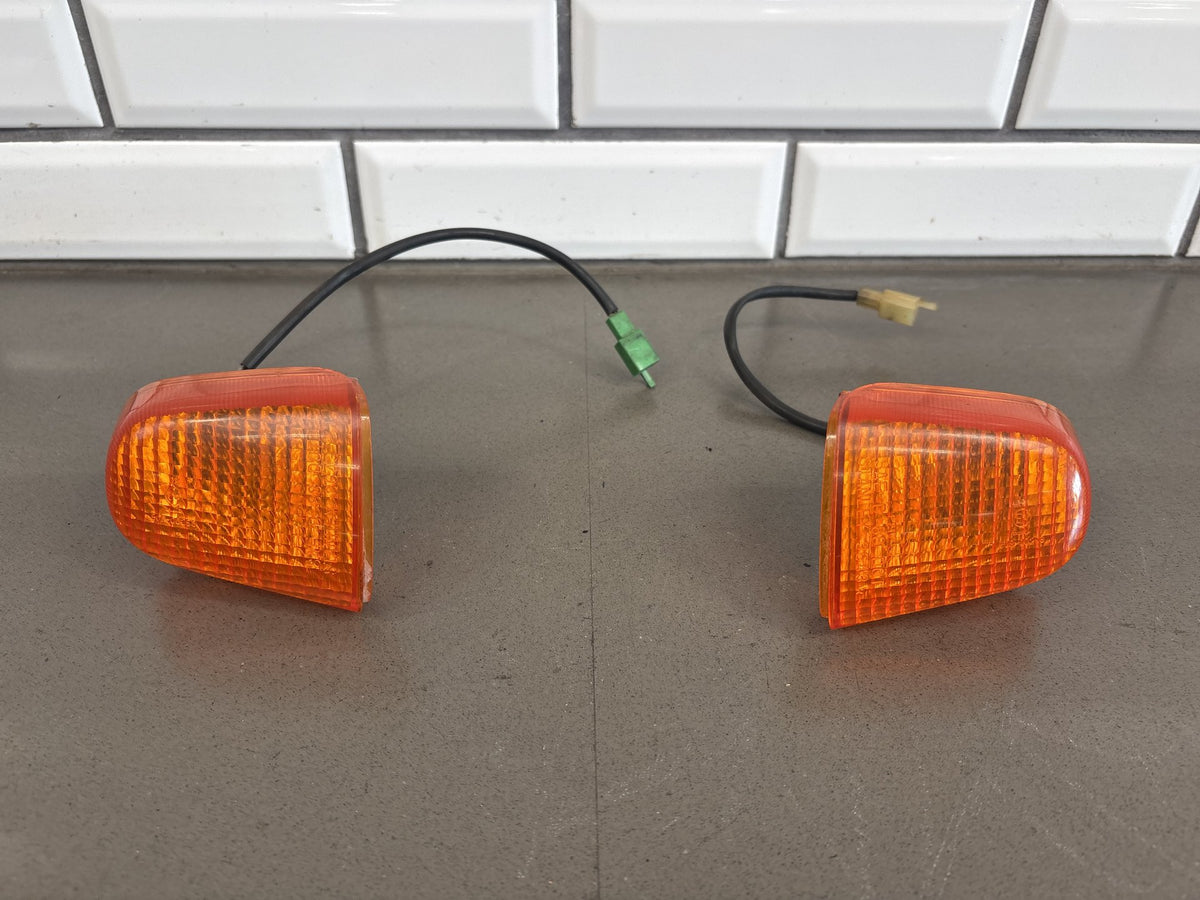 1990-1993 Kawasaki ZX-11 ZX1100C Rear Turn Signal Pair LH RH OEM 23040-1210