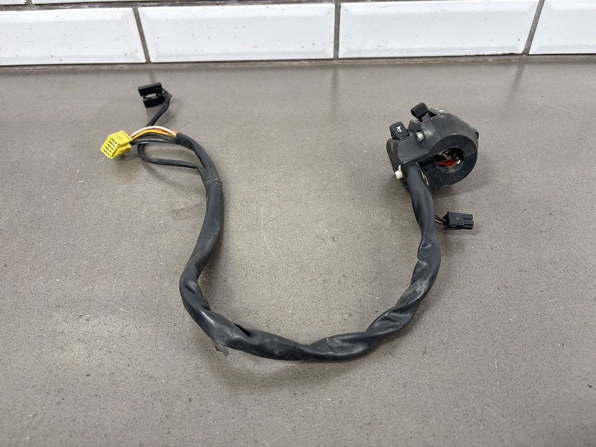 03-09 Suzuki SV650 Left Handlebar Switch Housing OEM 37400-17G10