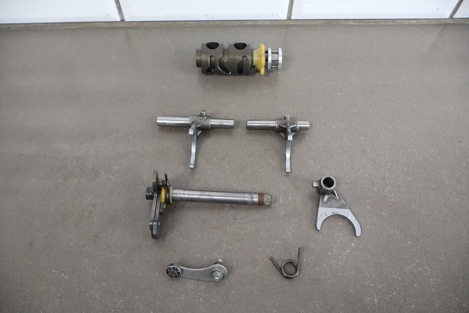 1997 KTM 250 EXC Engine Transmission Gears Shift Fork Assembly OEM 250EXC Bike