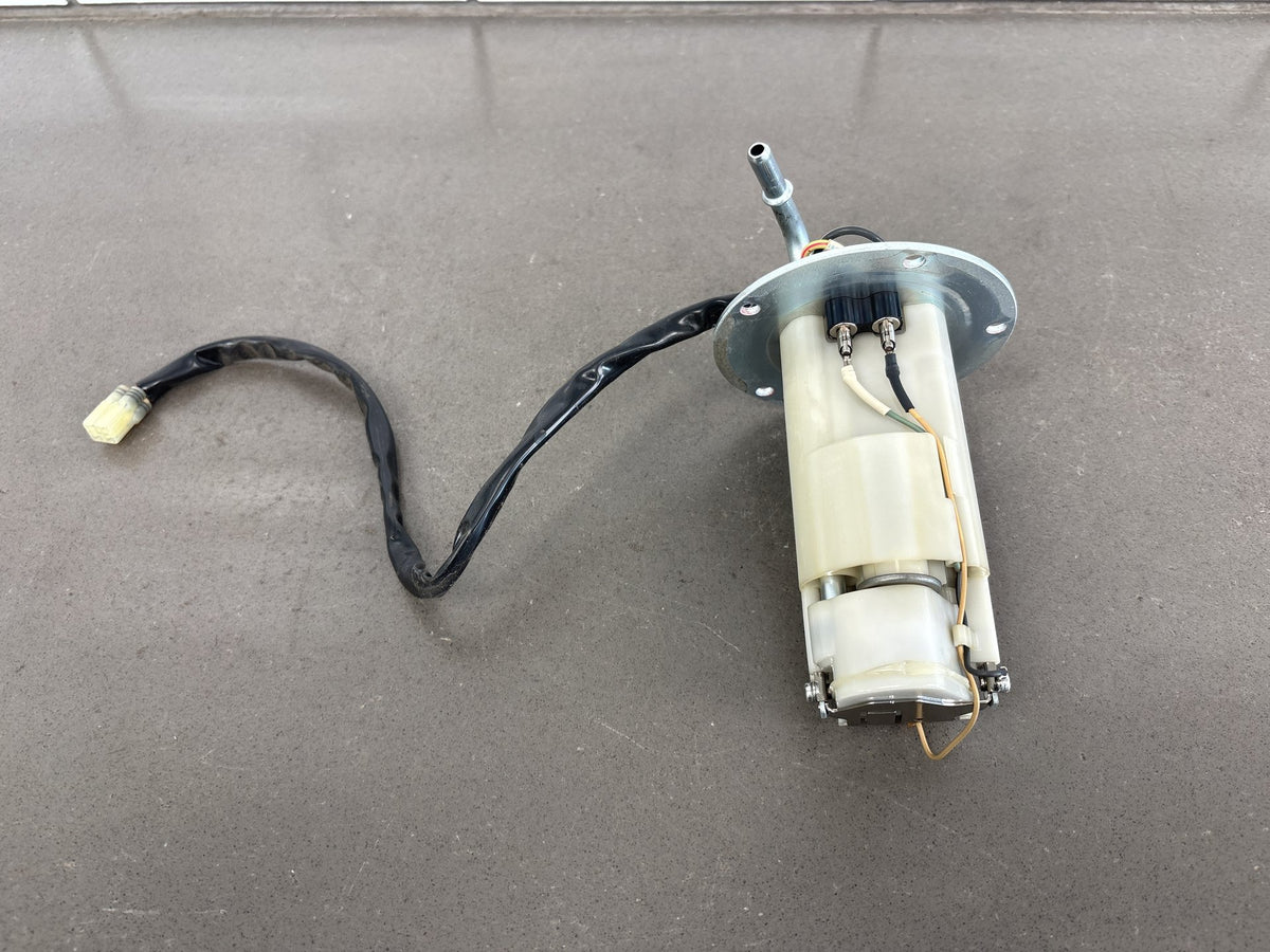 2010-2014 Kawasaki Concours 14 ZG1400 Fuel Pump 49040-0024