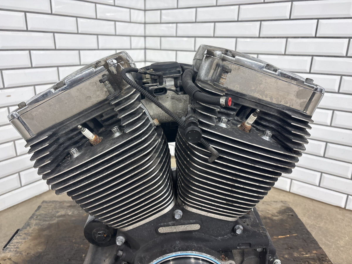 2004 Harley Davidson Softail FLSTC OEM Carb Twin Cam 88 B Engine Motor Tested