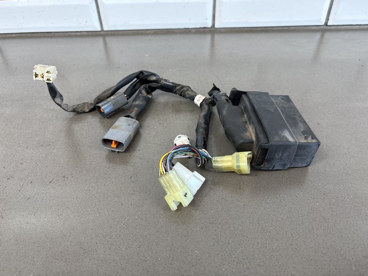 2006-2007 Yamaha FJR1300A ABS Control Unit Module Black OEM 3P6-85940-00-00