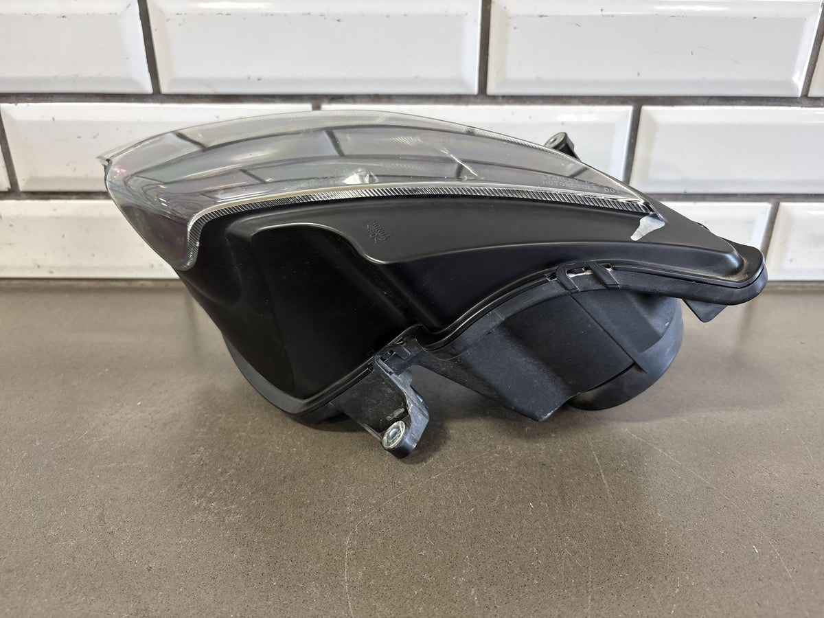 2002-09 Honda VFR800 Interceptor Left Headlight Halogen OEM 33152-MCW-A01