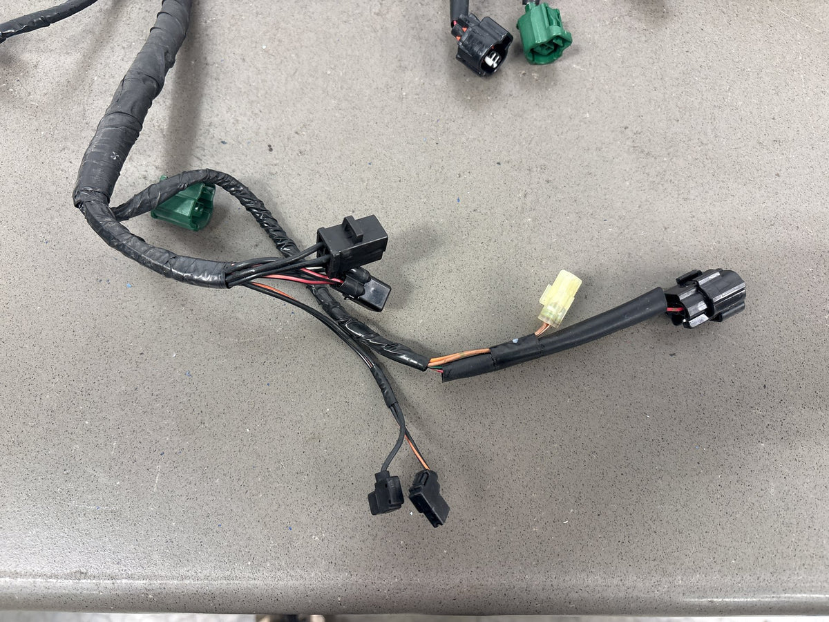 05-06 Suzuki SV650 Main Wiring Harness OEM 36610-17GF0