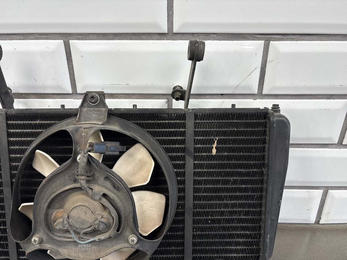 2005-2010 Triumph Sprint ST 1050 Radiator Assembly with Cooling Fan