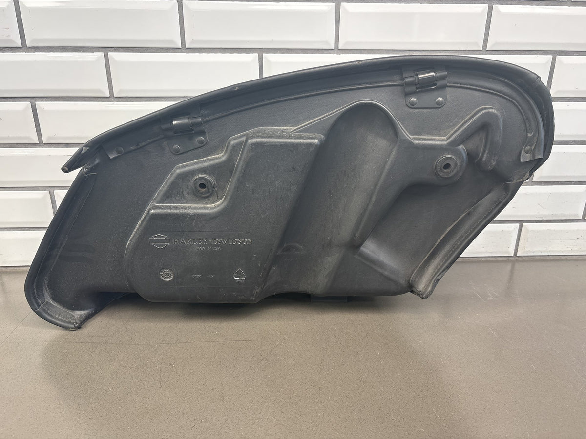 1999-2006 Harley Road King FLHRCI Saddlebags Pair Black Leather OEM 91139-98C