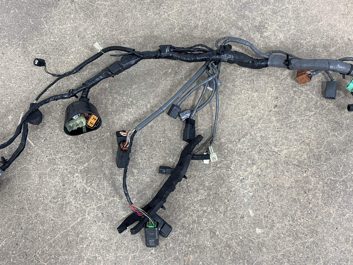 2010-2014 Kawasaki Concours 14 ZG1400 Main Wiring Harness 26031-1098