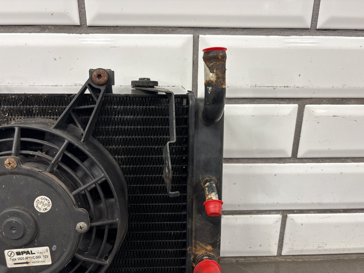 2000 Triumph Tiger 900 T709 Radiator OEM T2100430