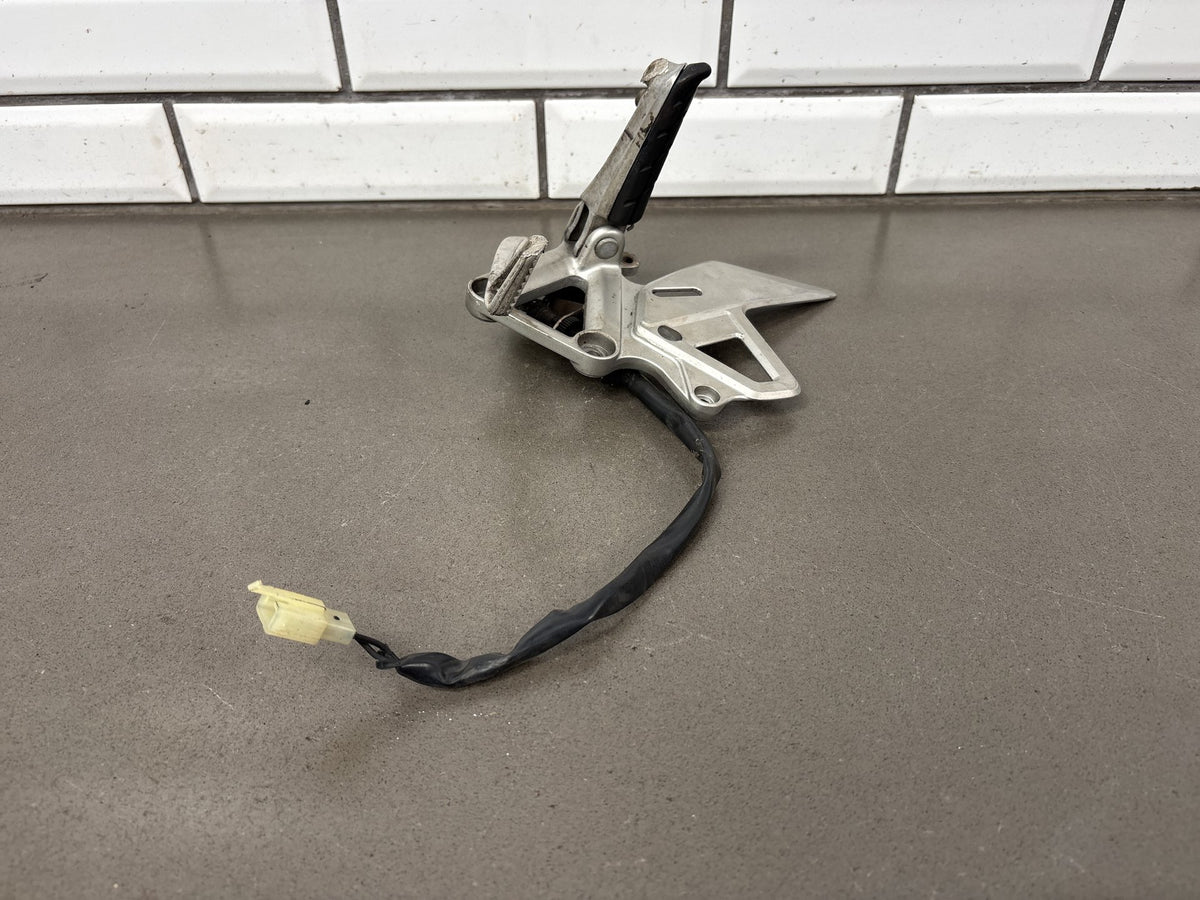2002 Honda Interceptor 800 VFR800 Right Rearset W/ Brake Pedal Peg Switch OEM