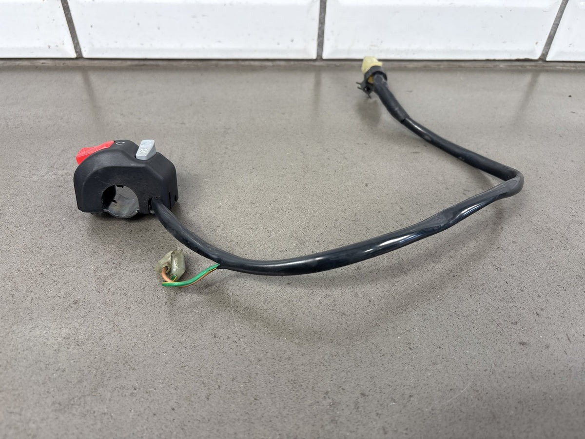 1999-2007 Yamaha YZF600R 3K Mile Right Handlebar Switch Housing Start Kill OEM