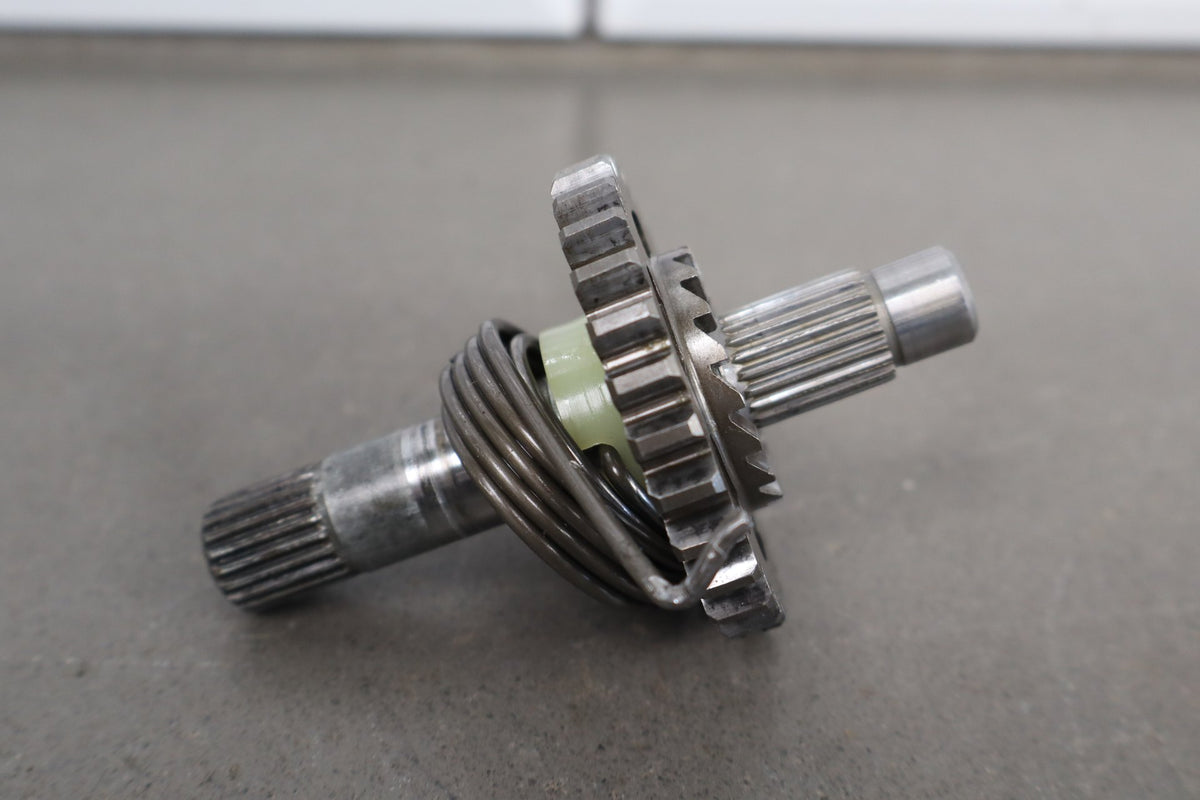 1986 Honda CR125R Kickstart Shaft with Idler Gear OEM 28210-KS6-000