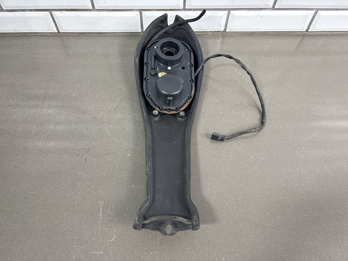 2006 Dyna Super Glide FXDI Harley Tank Dash Console 61692-04