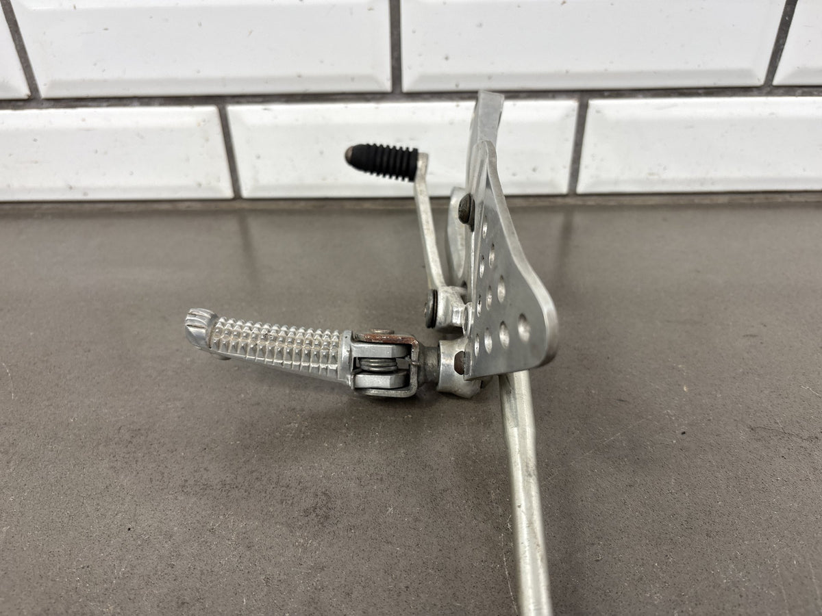 1999-2002 Yamaha YZF-R6 Left Rearset Foot Peg Bracket Shift Lever Rod OEM
