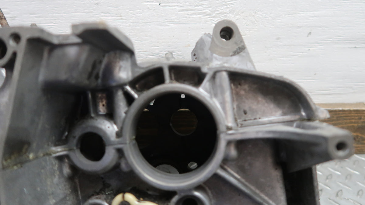 1970-1975 Yamaha R5C RD350 RD250 Crankcases OEM 278-15100-02-00