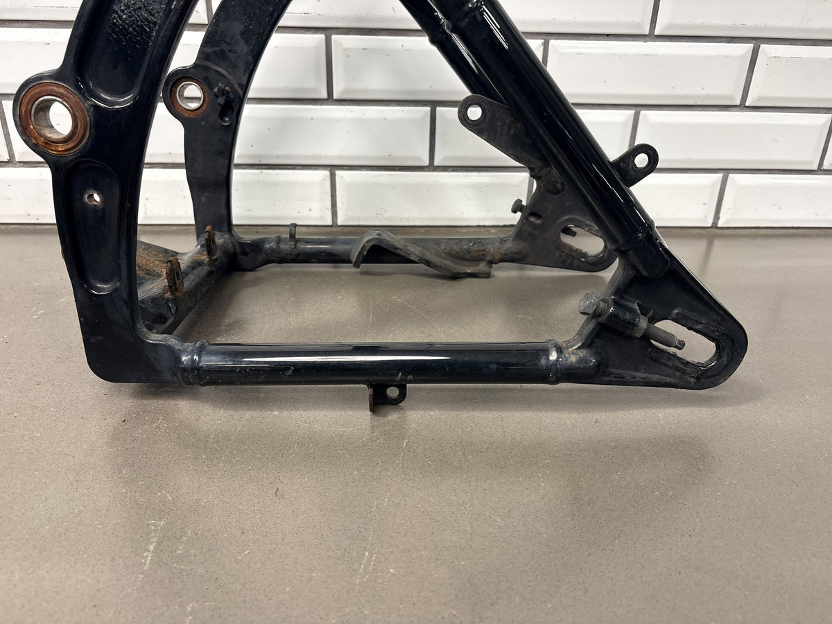 00-06 Harley Heritage Softail Classic FLSTC FLSTCI Rear Swingarm OEM 47573-00A