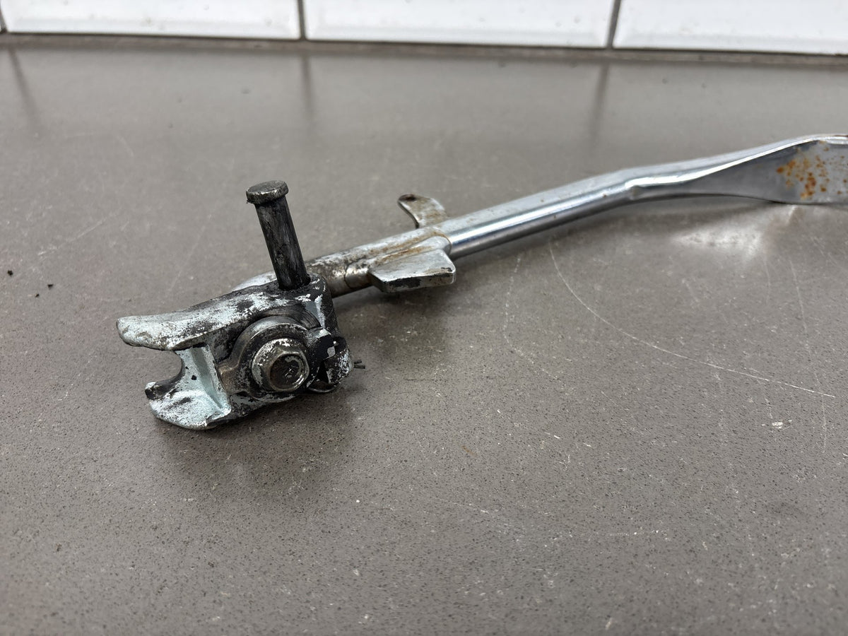 06-07 Dyna Super Glide Street Bob Harley Kickstand Jiffy Stand 49704-90F