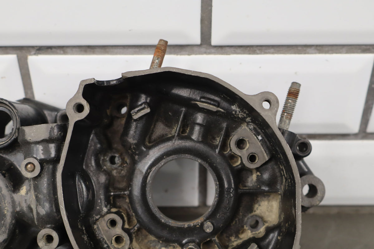 1983-1984 Yamaha YZ125 Right Engine Crankcase OEM 24X-15121-00-00