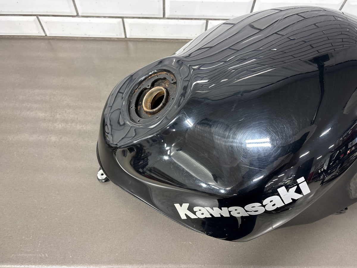 1992-1993 Kawasaki Ninja ZX-11 ZX1100C Fuel Gas Tank OEM 51003-5396-H8