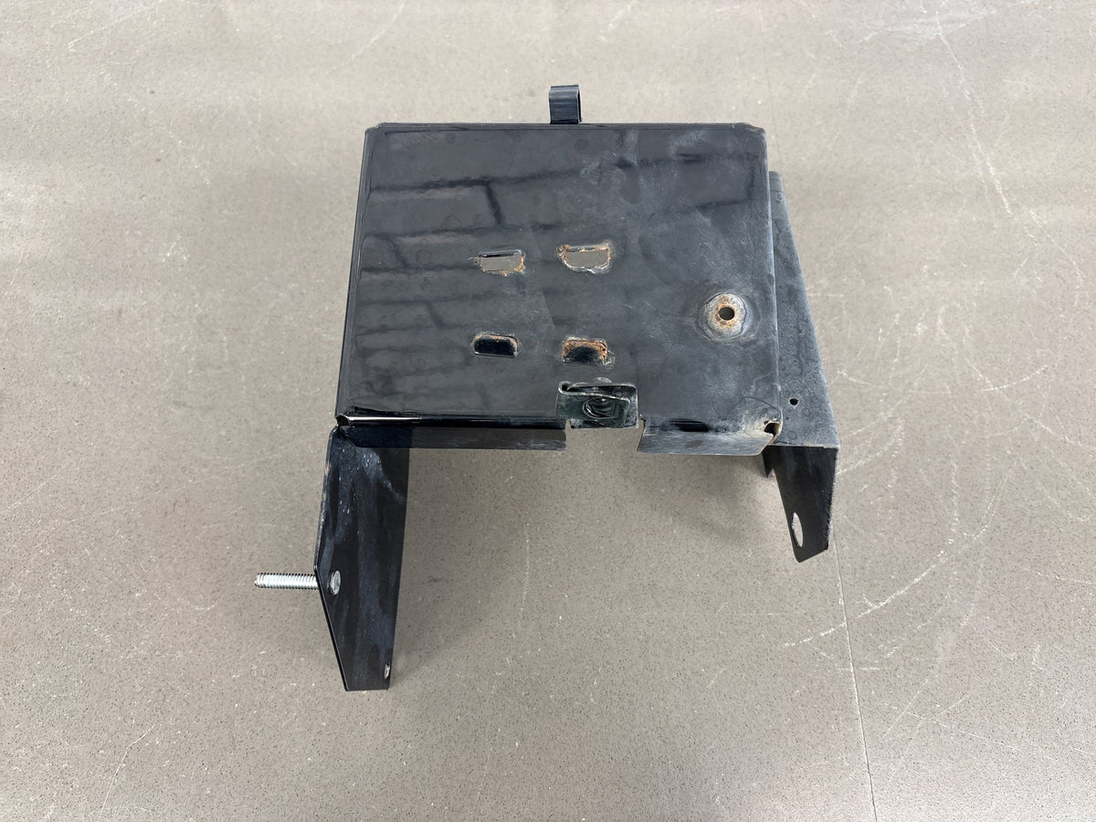 2002-2006 Harley Road King FLHR FLHRI FLHRCI Battery Tray OEM 66281-02A