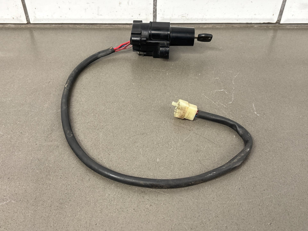 2002 Honda Interceptor 800 VFR800 Ignition Switch W/ Key And Wiring Pigtail OEM