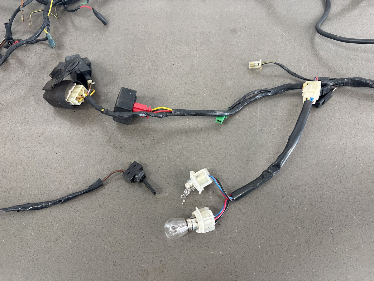 1990-1993 Kawasaki Ninja ZX-11 ZX1100C Main Wiring Harness Loom OEM 26030-1005