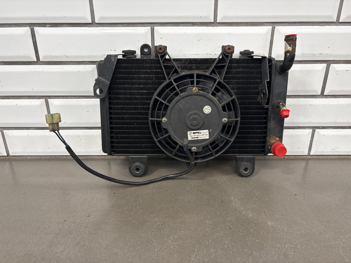2000 Triumph Tiger 900 T709 Radiator OEM T2100430