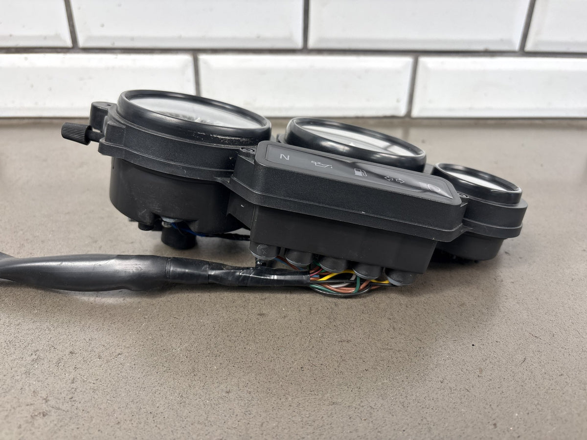 1999-2007 Yamaha YZF600R Gauge Cluster Speedometer Tachometer MPH 3,007 Mi OEM