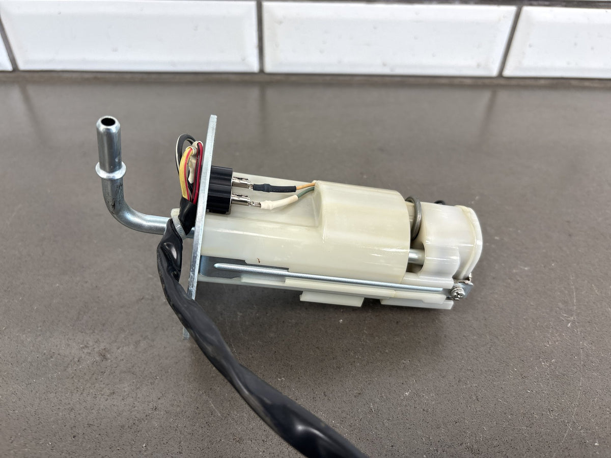 2010-2014 Kawasaki Concours 14 ZG1400 Fuel Pump 49040-0024
