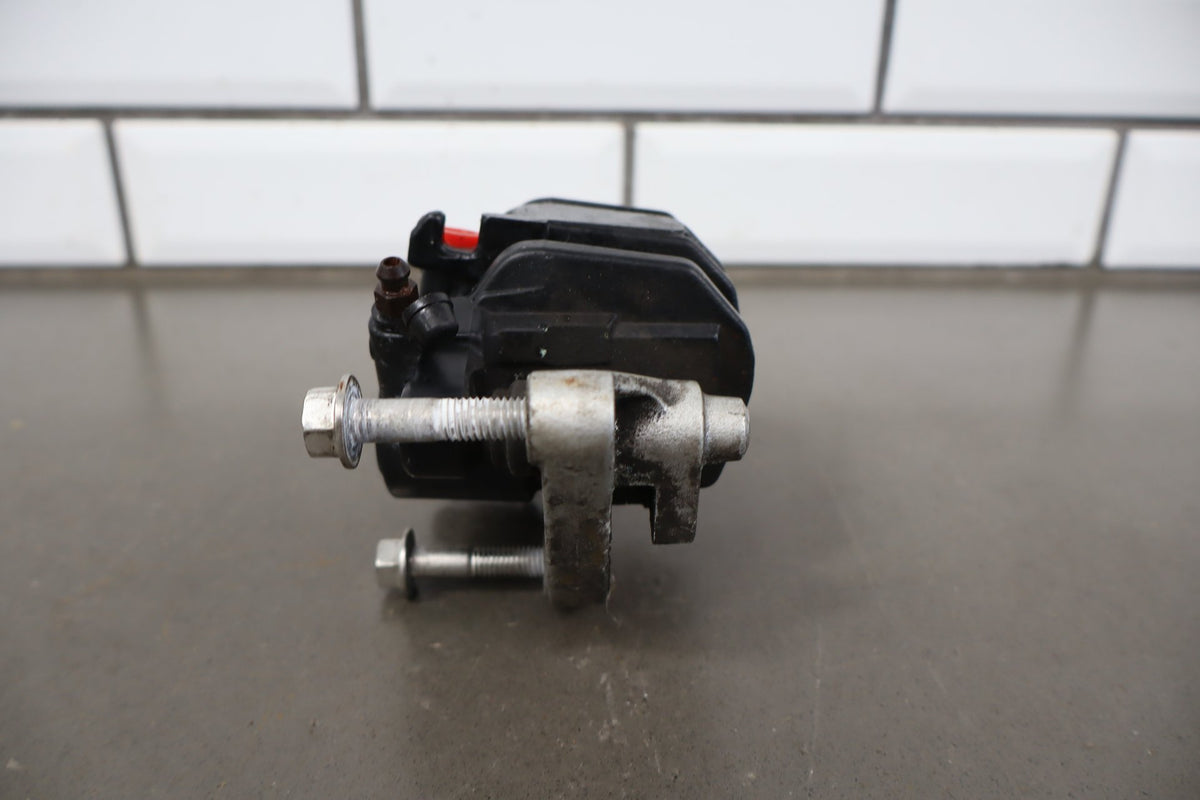 2000 Triumph Tiger 900 T709 Front Caliper Pair OEM