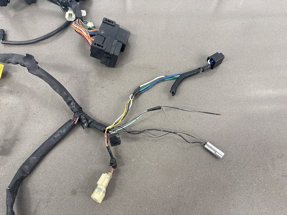 05-06 Suzuki SV650 Main Wiring Harness OEM 36610-17GF0