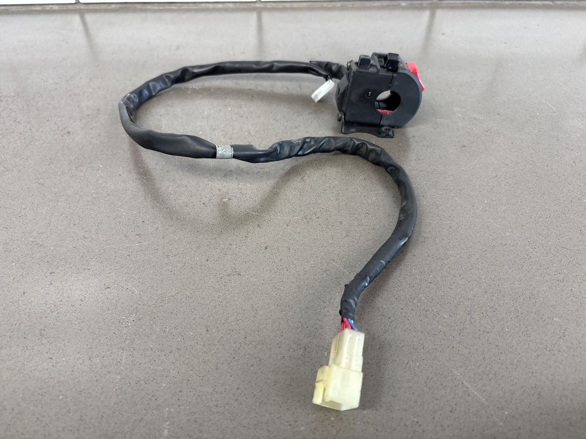 2010-2014 Kawasaki Concours 14 ZG1400 Right Handlebar Control Switch 46091-0189