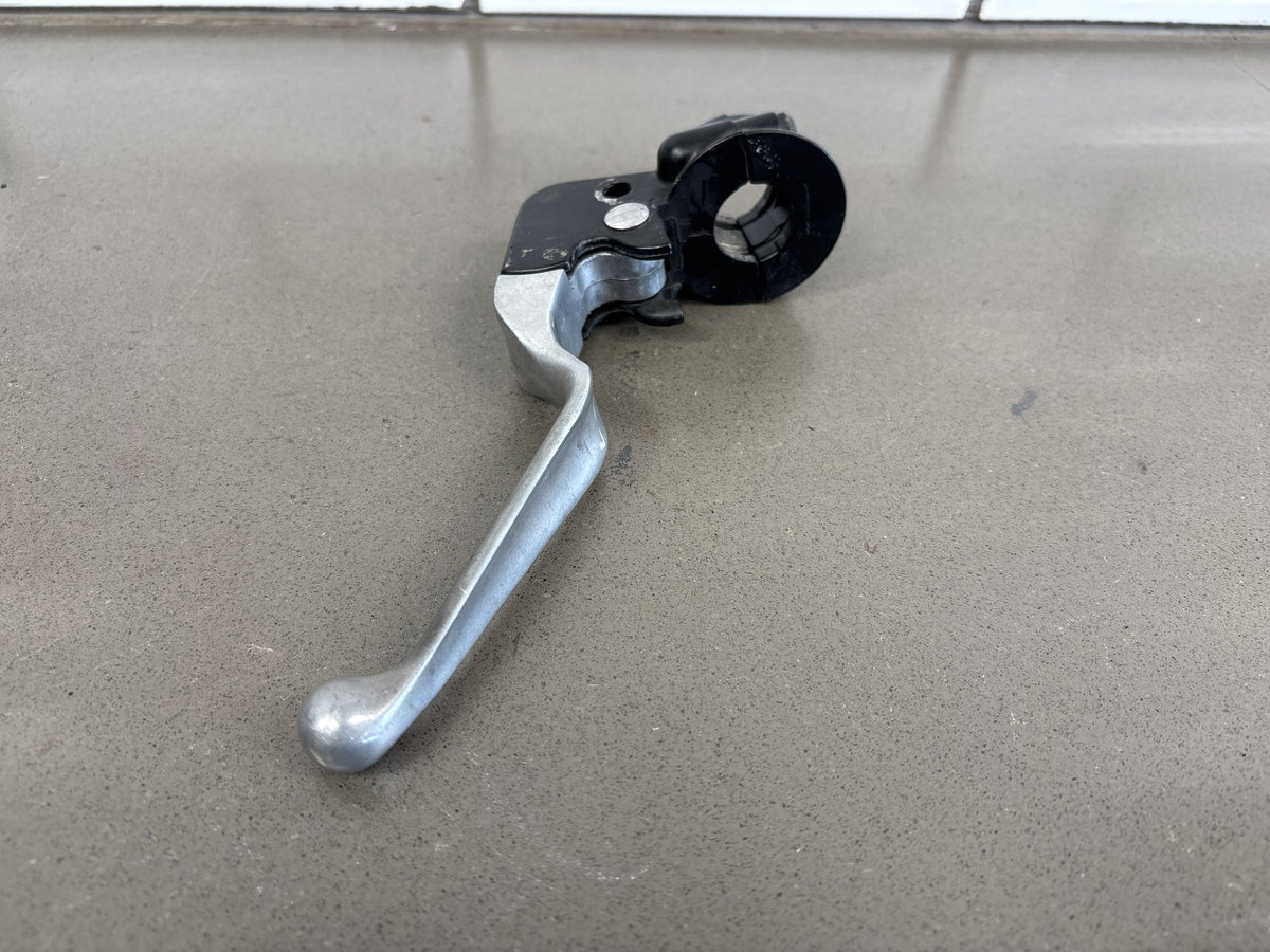 2000-2006 Harley Road King FLHRCI Left Clutch Perch Lever Assembly OEM 38608-96