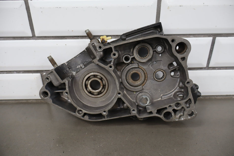 77-81 Yamaha YZ100 78-80 YZ125 Right Crankcase OEM 2W5-15111-00-00