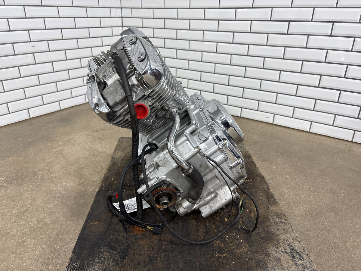 1992-09 Suzuki VS800 S50 Intruder Engine Assembly OEM 6000 Miles Complete