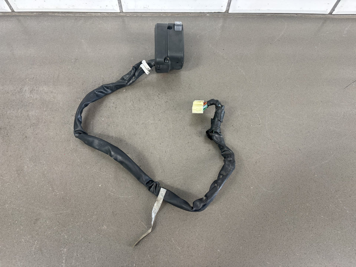 2010-2014 Kawasaki Concours 14 ZG1400 Left Handlebar Control Switch 46091-0202