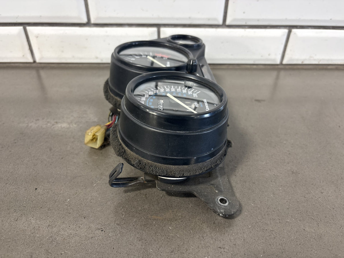 1990-1993 Kawasaki Ninja ZX-11 ZX1100C Speedometer Gauge Cluster MPH 25001-1789