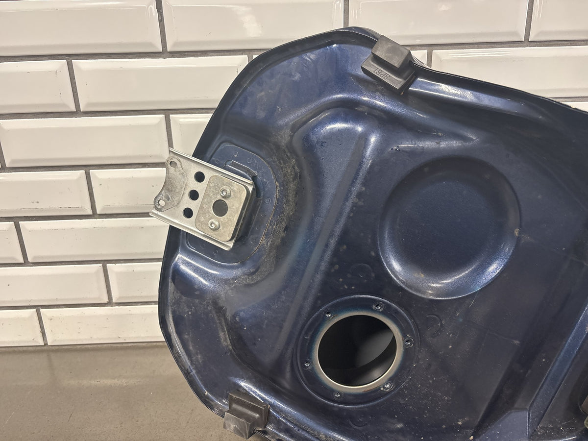 2006 Yamaha FJR1300 Fuel Gas Tank Cobalt Blue With Emblems OEM 3P6-Y2410-00-01