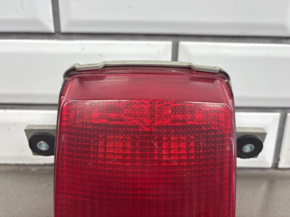 1990-1993 Kawasaki Ninja ZX-11 ZX1100C Tail Light Lamp Assembly OEM 23025-1200