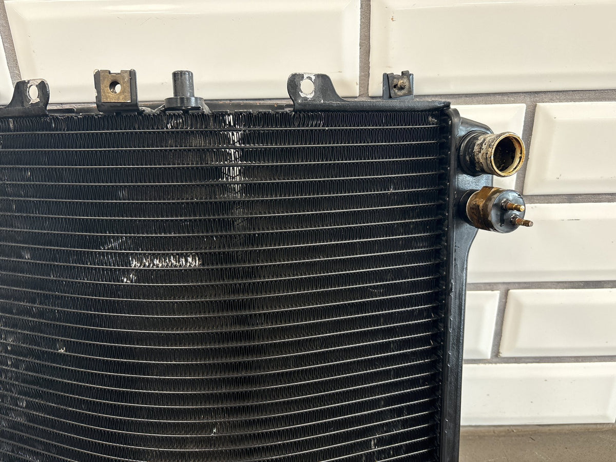 1990-1993 Kawasaki Ninja ZX-11 ZX1100C Radiator OEM 39060-1094