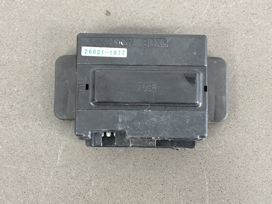1990-1993 Kawasaki Ninja ZX-11 ZX1100C Junction Fuse Box OEM 26021-1077