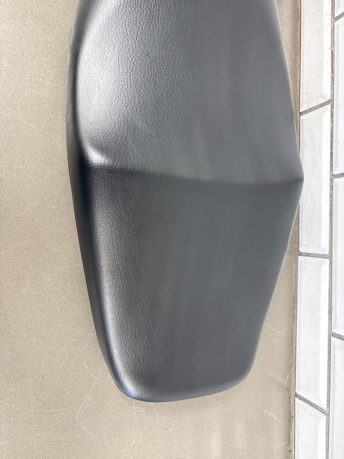 1999-2007 Yamaha YZF600R 3K Mile Seat Saddle Rider Passenger One Piece Black OEM